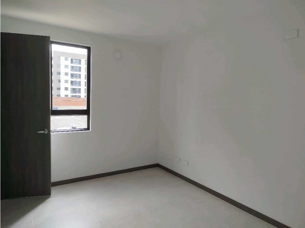 7B VENDE APTO CR ALTEA PARQUE NATURA JAMUNDI CALI 2do piso — foto 6
