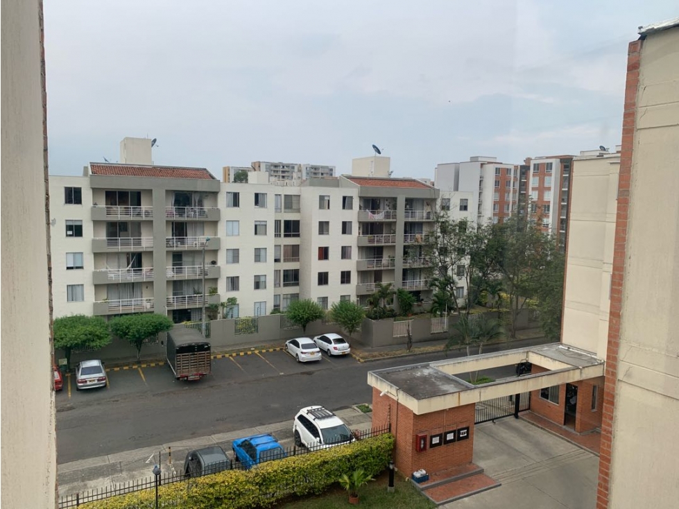7B VENDE APTO EN BALCONES DE LILI SUR CALI