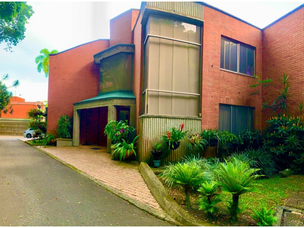 7B VENDE CASA EN ALTO PANCE.Cali