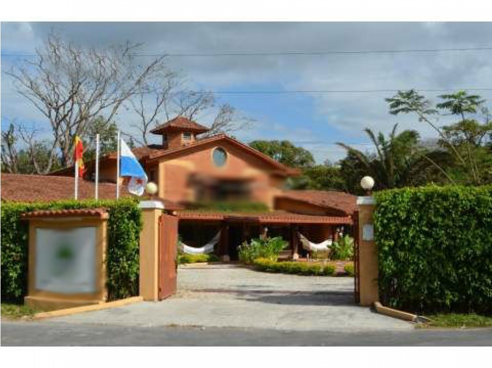 7-Bedroom House in Ciudad de Panama