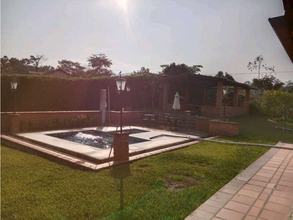 $800.000.000 COP Casa Campestre en Venta Condominio - 5