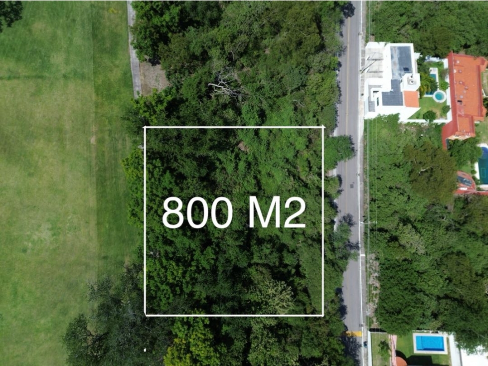 800 M2 de terreno en venta en Club de Golf Santa Fe Xochitepec Mor. - 2