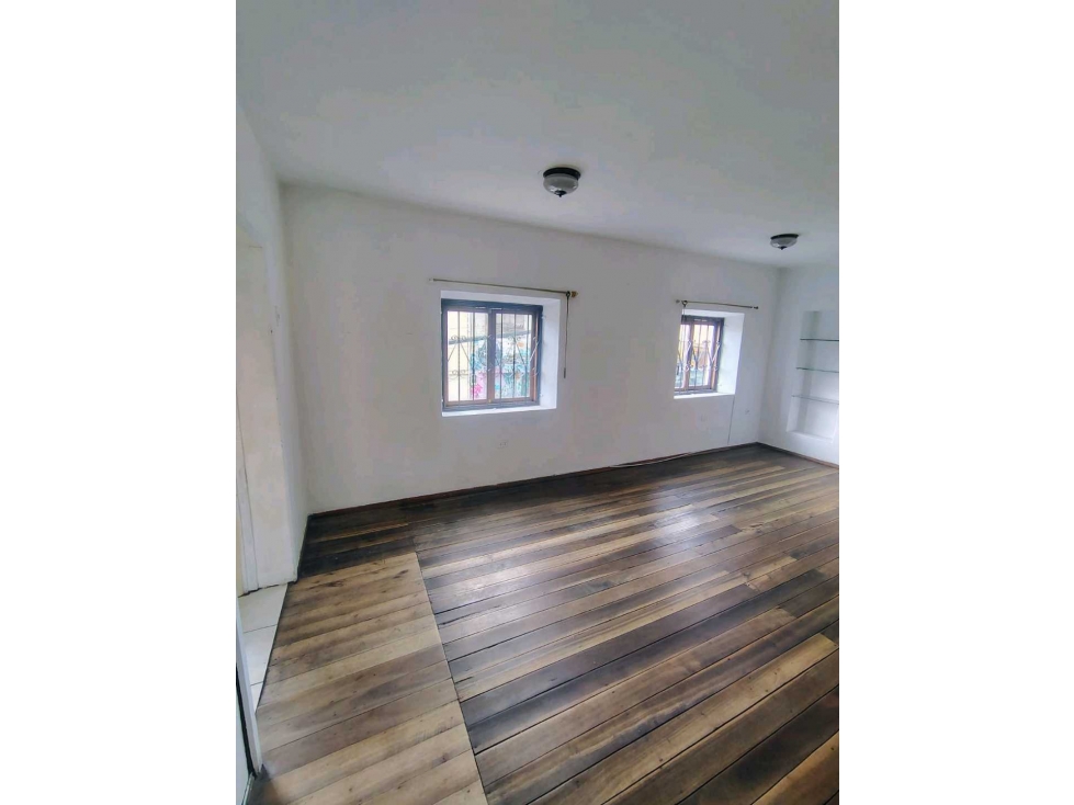 72mil venta casa en Guápulo, excelente ubicación