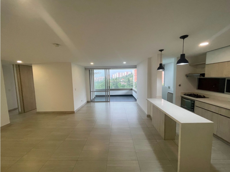 101m2 Apartamento en Arrendamiento En Sabaneta — foto 2