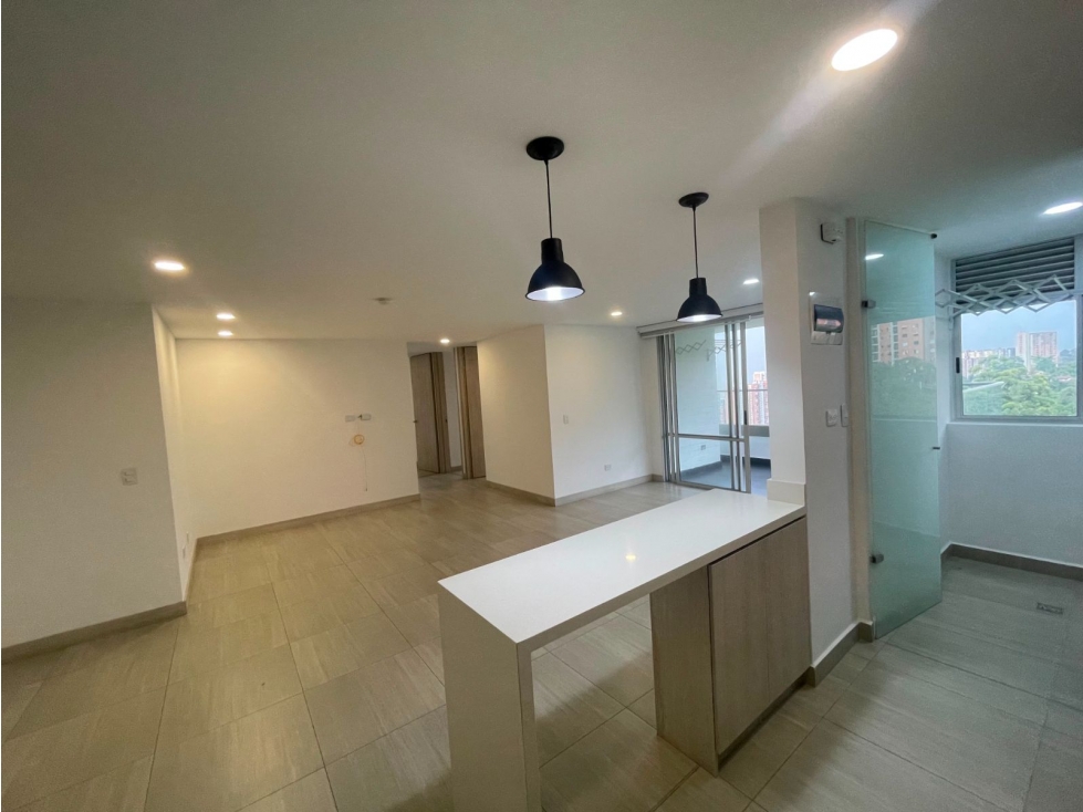 101m2 Apartamento en Arrendamiento En Sabaneta — foto 4