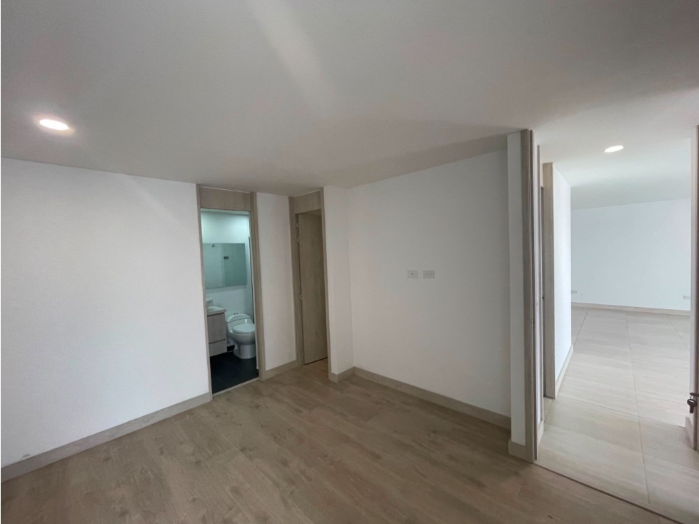 90m2 Apartamento en Arrendamiento En Sabaneta — foto 5