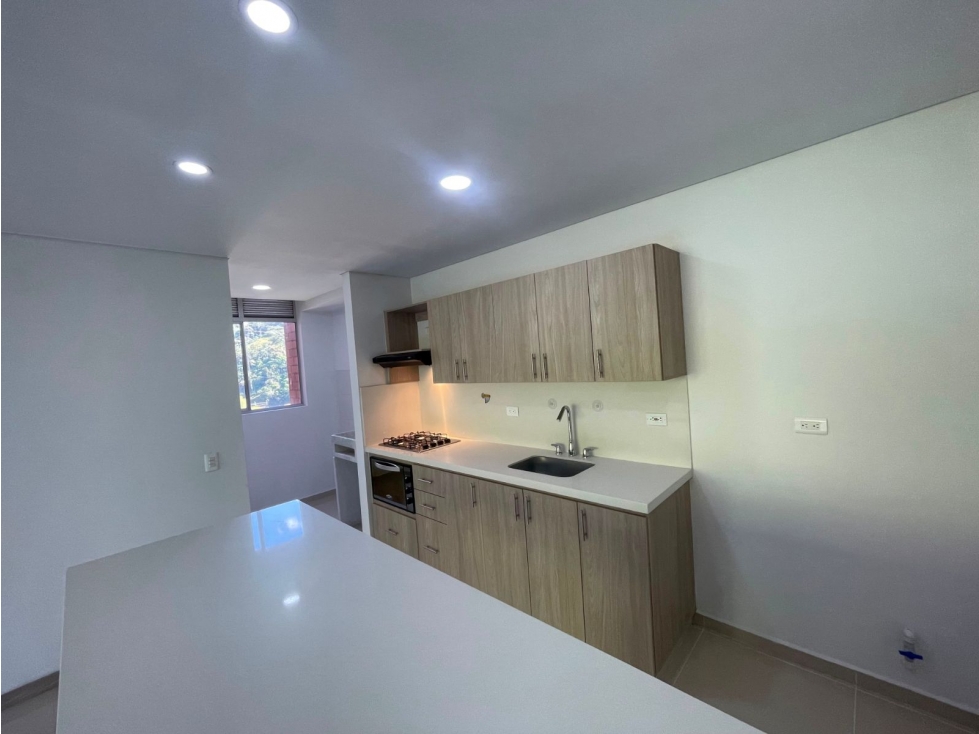 94m2 Apartamento en arrendamiento sector Camino Verde Envigado — foto 3