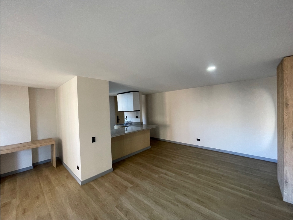 98m2 Apartamento para Arriendo en Sector Ceipa en Sabaneta — foto 2
