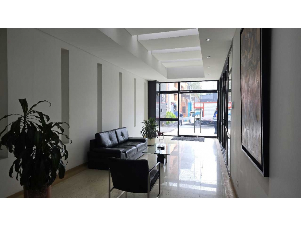 ARRIENDO VENTA OFICINA 99m2 Exterior Esquinera Chico Parque 93 — foto 6