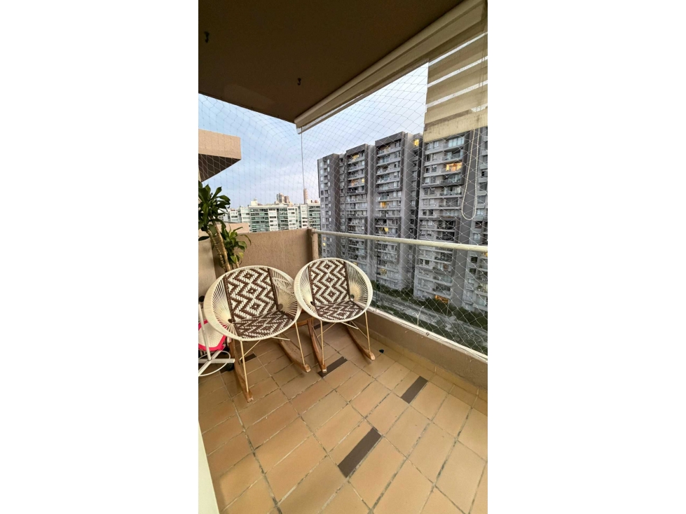 A LA VENTA APARTAMENTO DOBLE ALTURA DE 111M²/CONJ BORA — foto 4