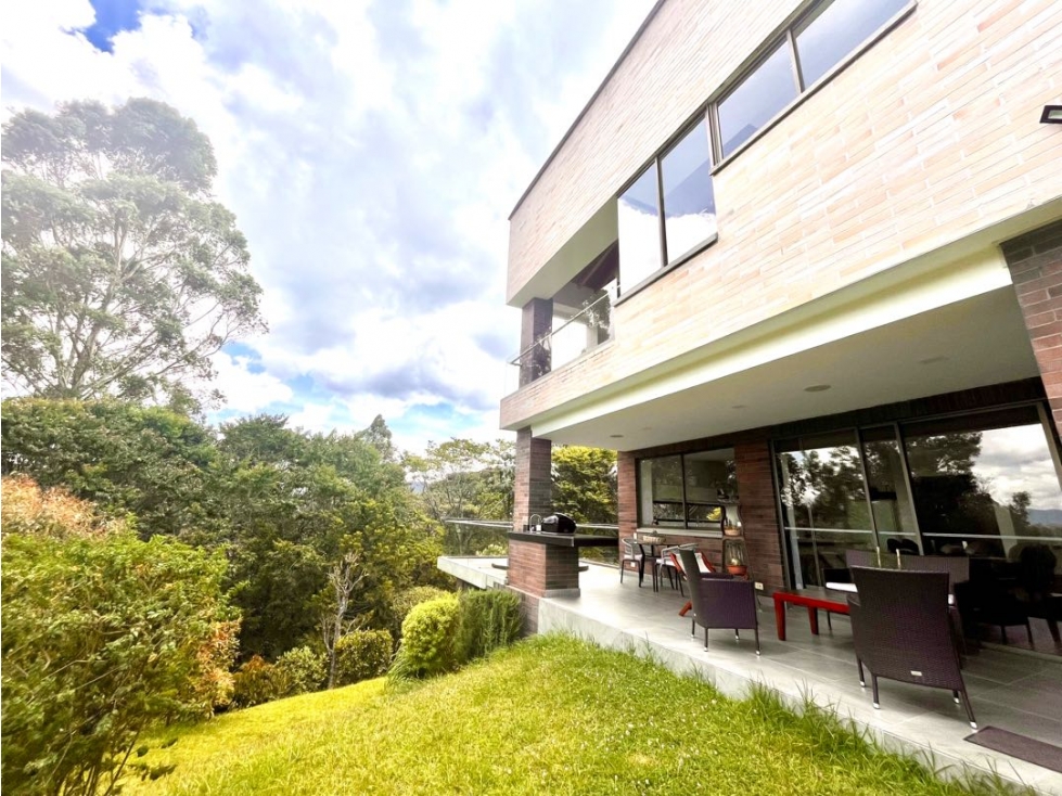 A Luxurious Oasis of Tranquility in Llanogrande — foto 3