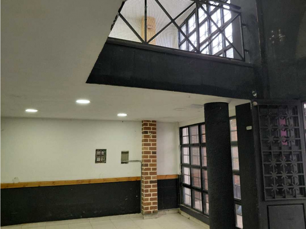(AA171) ARRIENDOS: CASA (COMERCIAL)- QUINTA CAMACHO - BOGOTA — foto 4