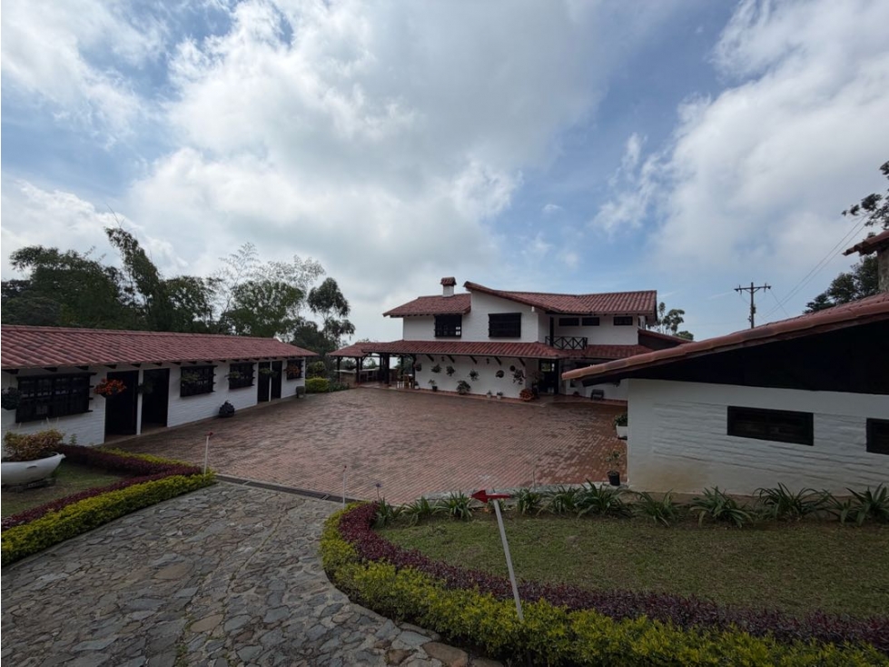 (AC/C) ESPECTACULAR CASA EN DAPA PARA VENTA — foto 3