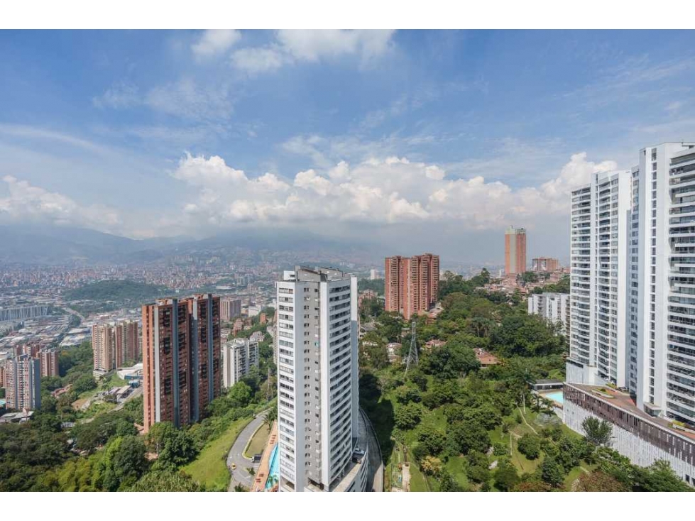 Acceso solo por Palmas Vista Piso Alto