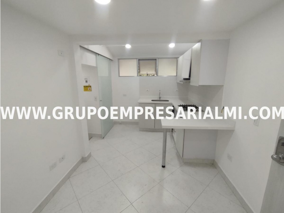 ACOGEDOR APARTAESTUDIO EN ARRIENDO - SECTOR BELÉN COD: 31235 — foto 4