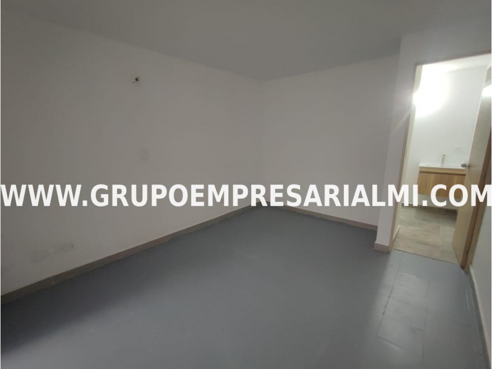 ACOGEDOR APARTAESTUDIO EN ARRIENDO - SECTOR SANTA TERESITA COD: 32163 — foto 4