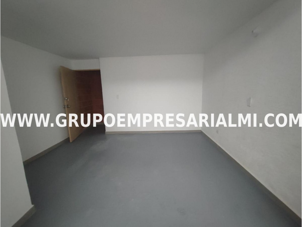 ACOGEDOR APARTAESTUDIO EN ARRIENDO - SECTOR SANTA TERESITA COD: 32163 — foto 6