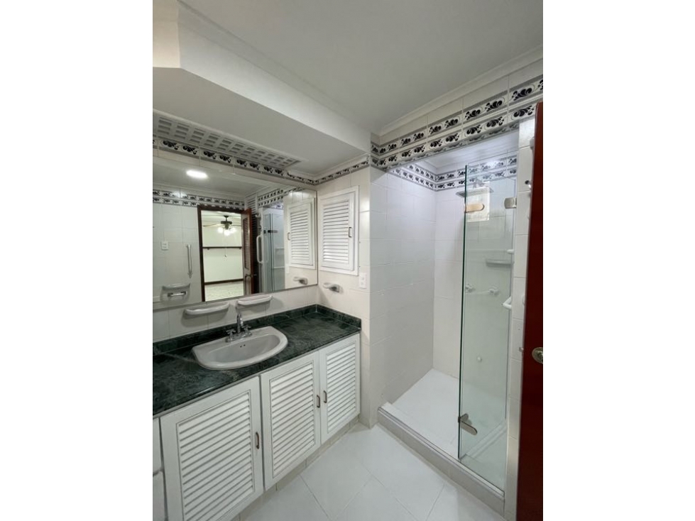 Apartamento en Arriendo en Edificio Bocagrande Cartagena de Indias — foto 3