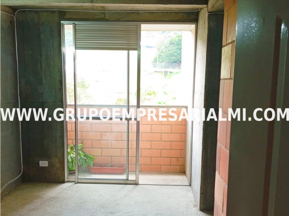 ACOGEDOR APARTAMENTO EN ARRIENDO - SECTOR PAJARITO COD: 31322
