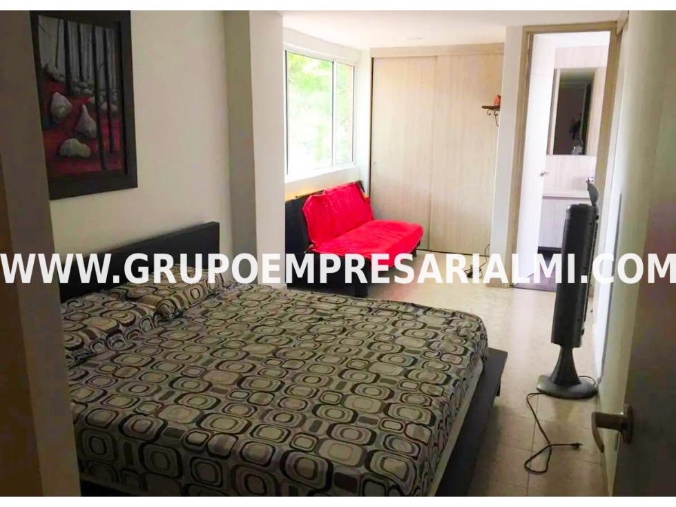 ACOGEDOR APARTAMENTO EN ARRIENDO - SECTOR LAURELES COD: 31567 — foto 5