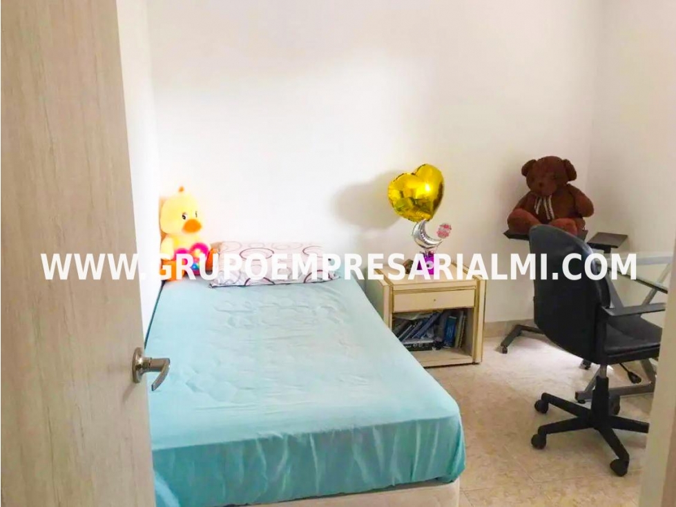 ACOGEDOR APARTAMENTO EN ARRIENDO - SECTOR LAURELES COD: 31567 — foto 6