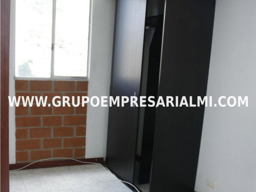 ACOGEDOR APARTAMENTO EN ARRIENDO - SECTOR LA POLA COD: 31740 — foto 6