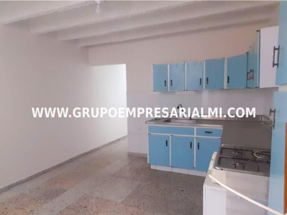 ACOGEDOR APARTAMENTO EN ARRIENDO - SECTOR ESTADIO COD: 31828 — foto 3