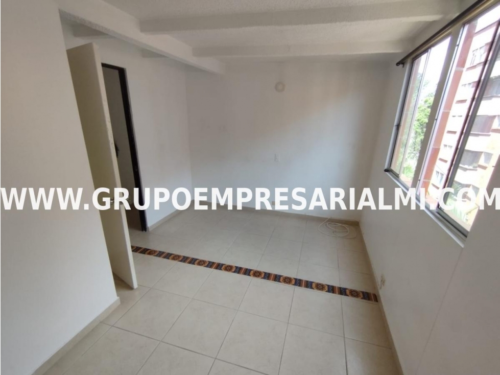 ACOGEDOR APARTAMENTO EN ARRIENDO - SECTOR LA AURORA COD: 32597 — foto 3