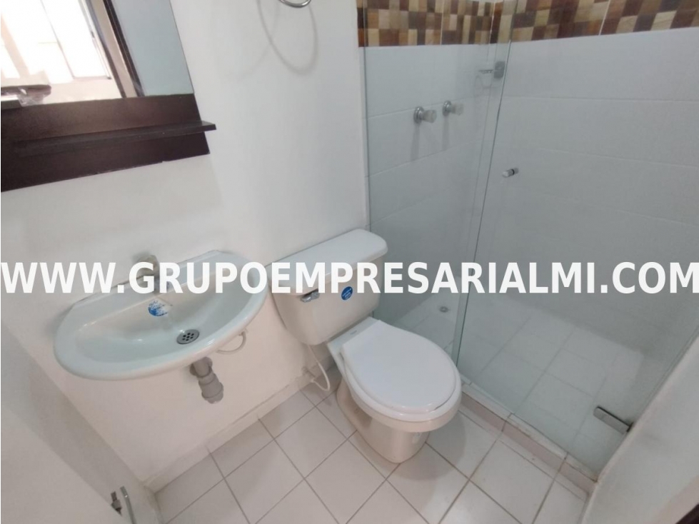 ACOGEDOR APARTAMENTO EN ARRIENDO - SECTOR LA AURORA COD: 32597 — foto 6