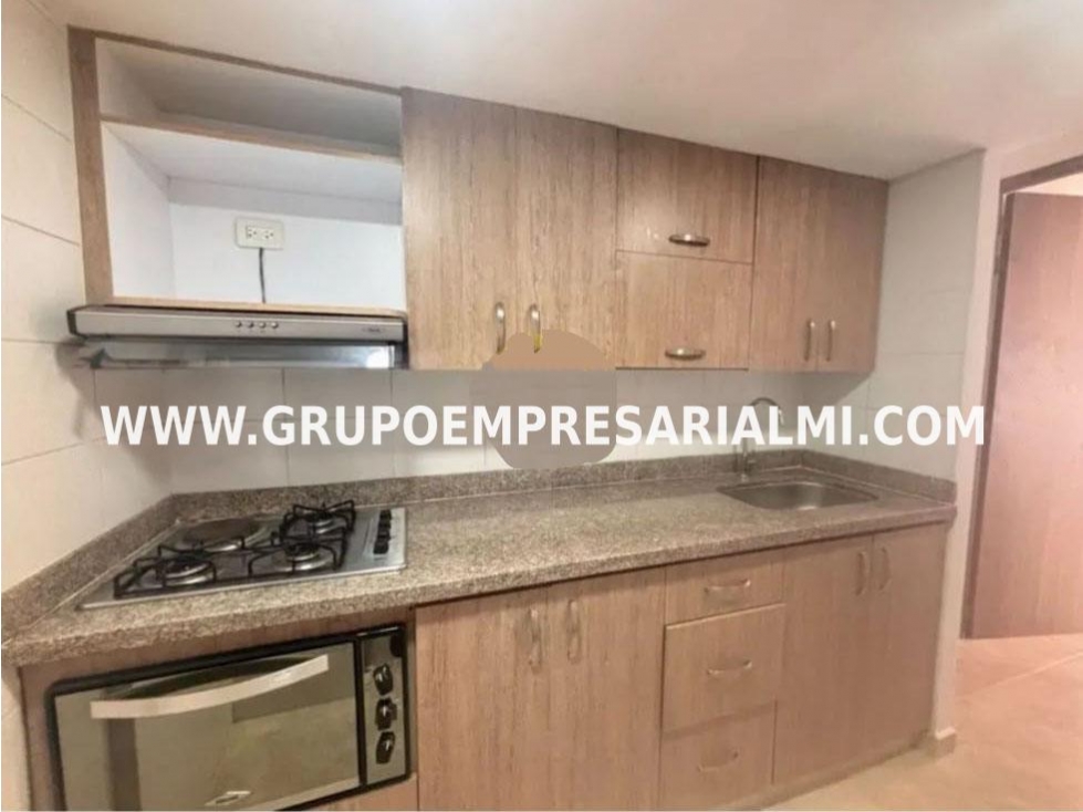 ACOGEDOR APARTAMENTO EN ARRIENDO - SECTOR PAJARITO COD: 33055 — foto 3