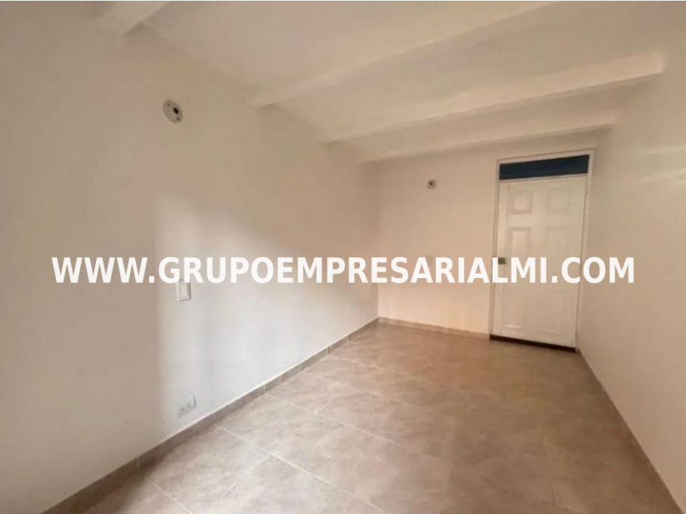 ACOGEDOR APARTAMENTO EN ARRIENDO - SECTOR PAJARITO COD: 33055