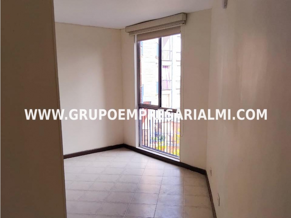 ACOGEDOR APARTAMENTO EN ARRIENDO - SECTOR ROBLEDO COD: 33133 — foto 5