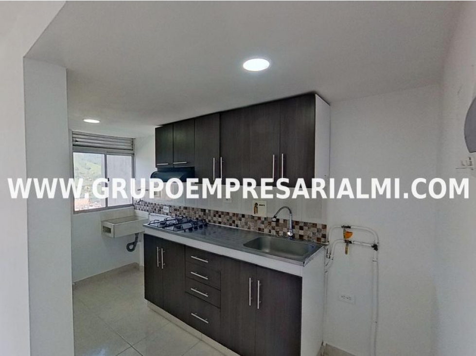 ACOGEDOR APARTAMENTO EN VENTA - SECTOR SAN ANTONIO COD: 30762 — foto 3
