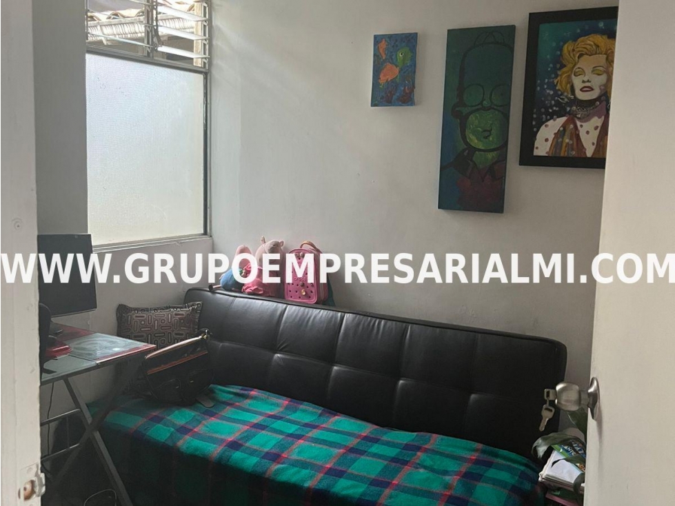 ACOGEDOR APARTAMENTO EN VENTA - SECTOR CALASANZ COD: 32123 — foto 2