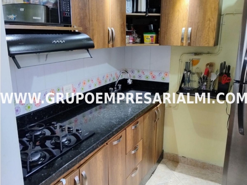 ACOGEDOR APARTAMENTO EN VENTA - SECTOR BELÉN LOS ALPES COD: 32182 — foto 4