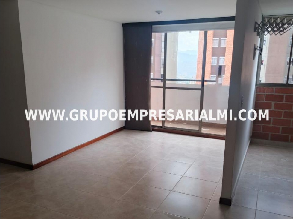 ACOGEDOR APARTAMENTO EN VENTA - SECTOR LA FERRERÍA COD: 32447