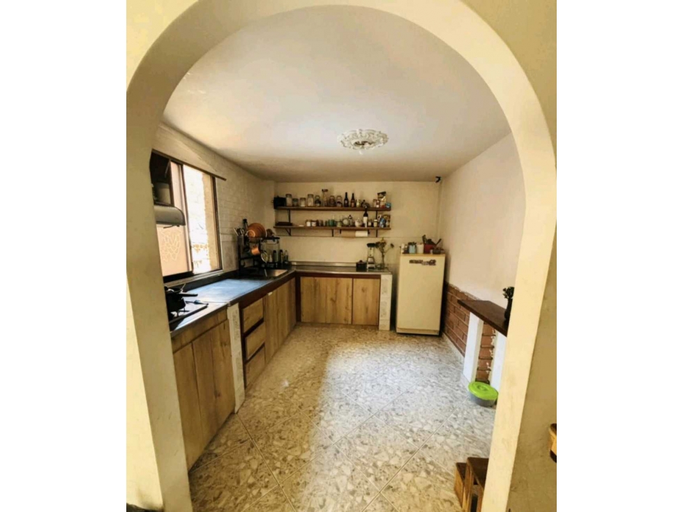 SE VENDE APARTAMENTO EN FLORENCIA - MEDELLÍN — foto 4