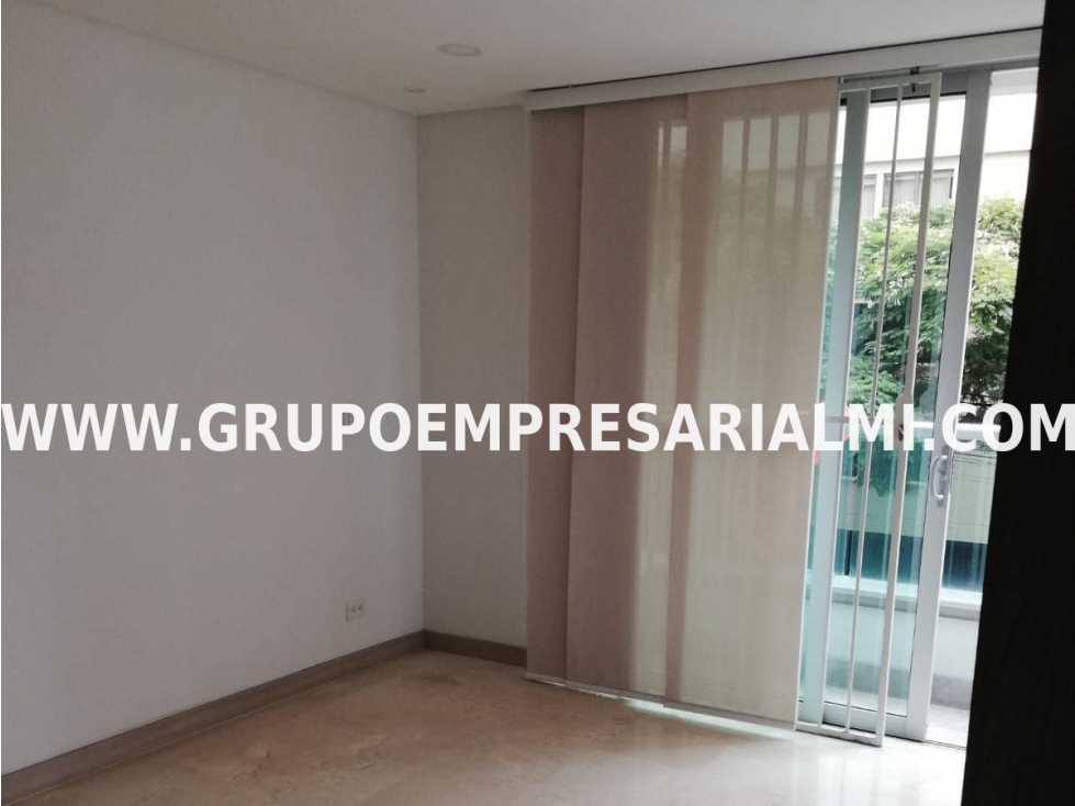 ACOGEDOR APARTAMENTO EN VENTA - SECTOR LAURELES COD: 33057 — foto 5