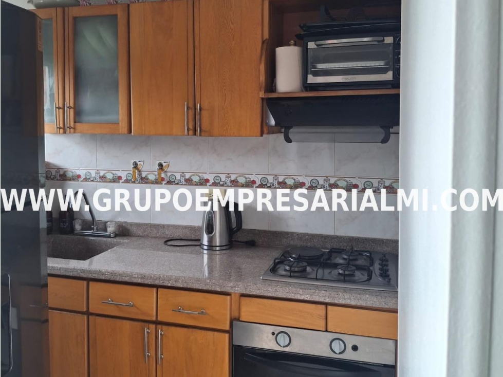 ACOGEDOR APARTAMENTO EN VENTA - SECTOR LAURELES COD: 33199 — foto 5