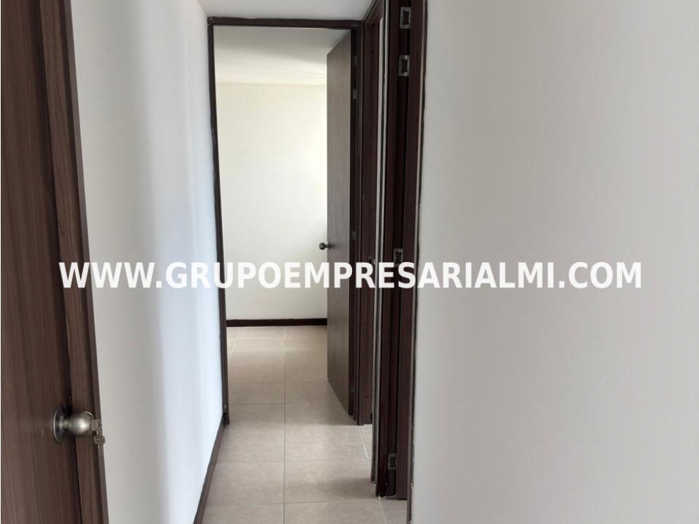 ACOGEDOR APARTAMENTO EN VENTA - SECTOR EL VERGEL COD: 33374 — foto 6