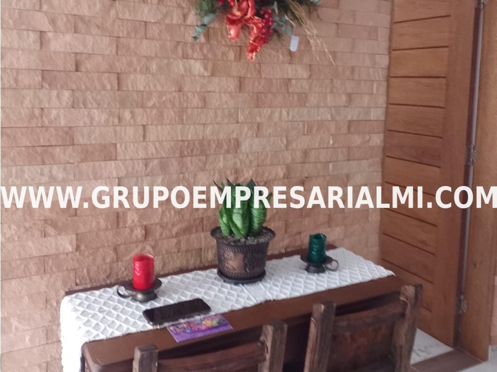 ACOGEDOR APARTAMENTO EN VENTA - SECTOR SANTA ANA COD: 33499 — foto 3