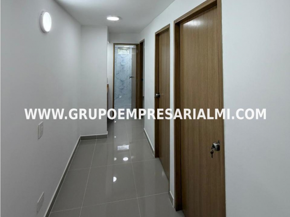 ACOGEDOR APARTAMENTO EN VENTA - SECTOR LA AURORA COD: 33778 — foto 2