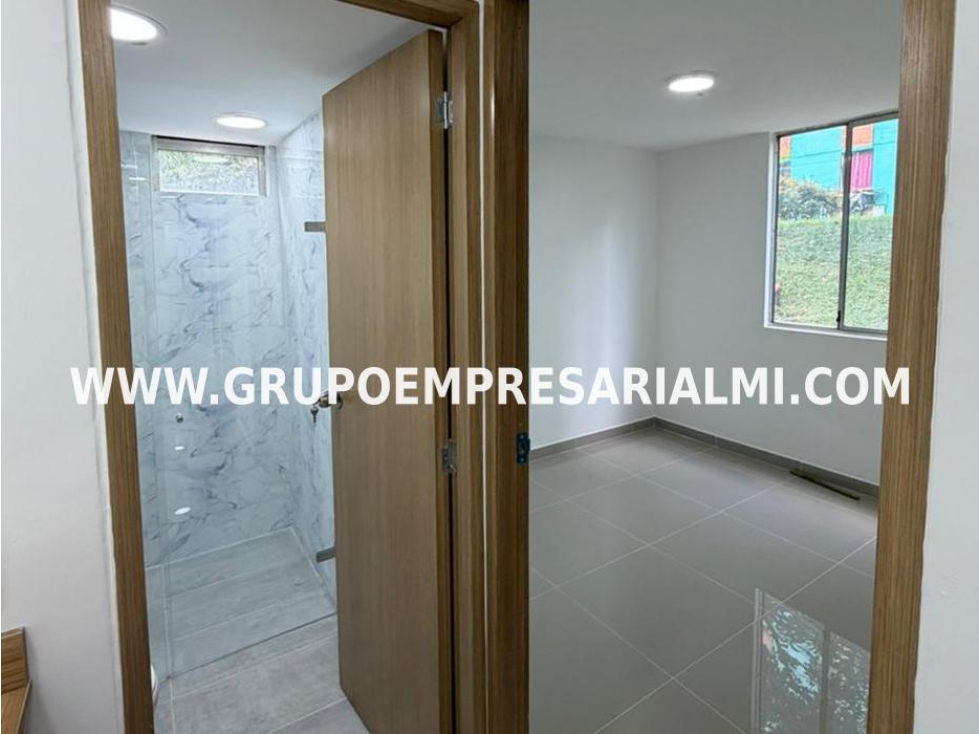 ACOGEDOR APARTAMENTO EN VENTA - SECTOR LA AURORA COD: 33778 — foto 3