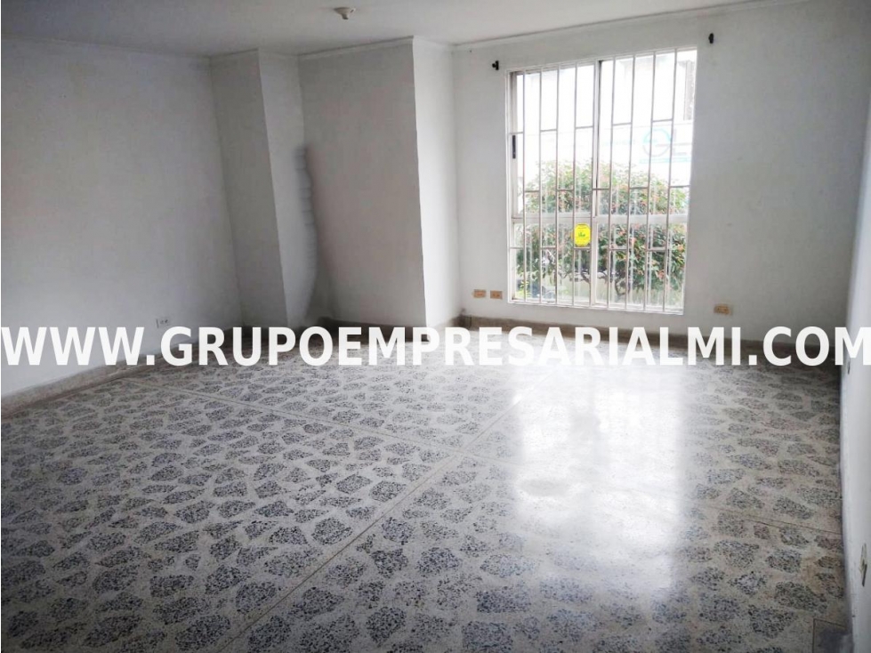 ACOGEDOR APARTAMENTO EN VENTA - SECTOR SAN JOAQUÍN COD: 31025 — foto 5