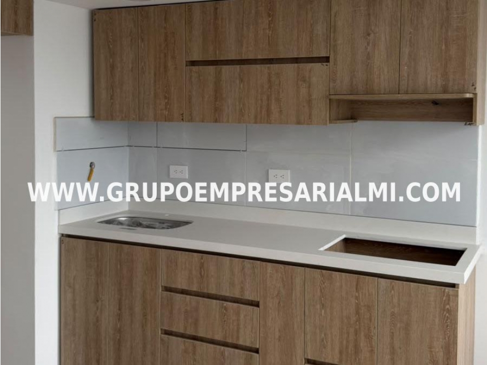 ACOGEDOR APARTAMENTO EN VENTA - SECTOR LA AURORA COD: 33852