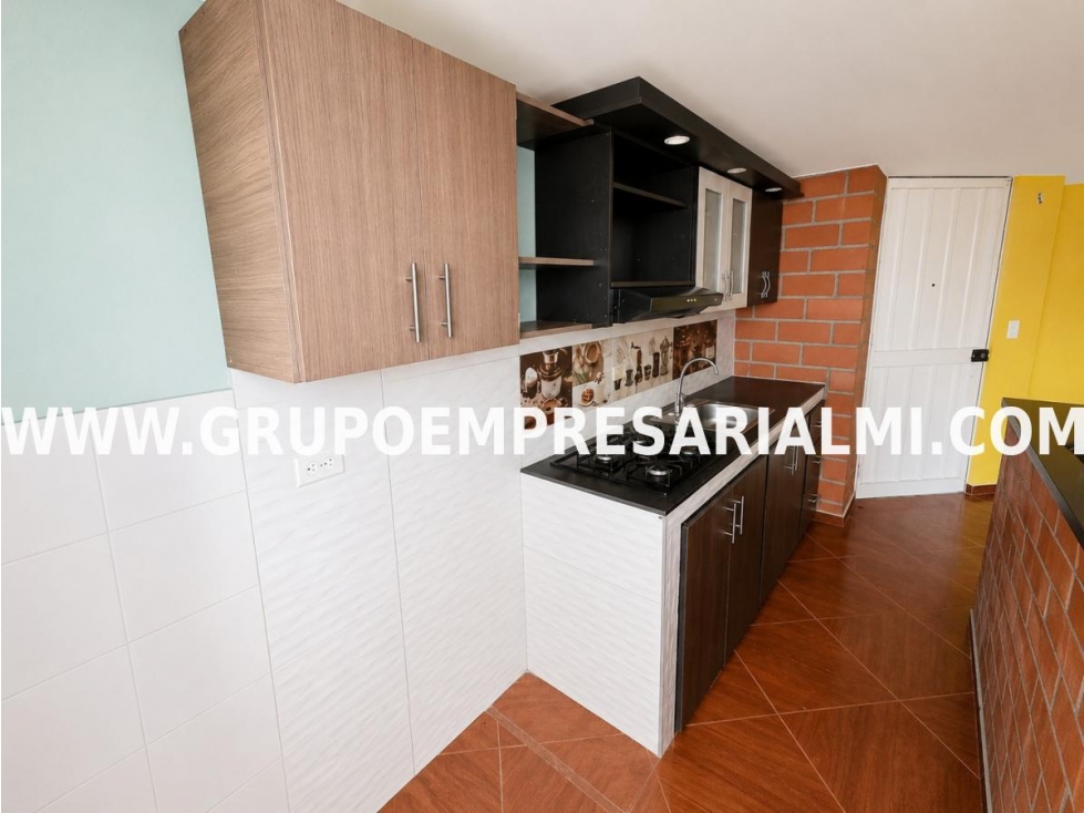 ACOGEDOR APARTAMENTO EN VENTA - SECTOR SANTA MARÍA COD: 33942