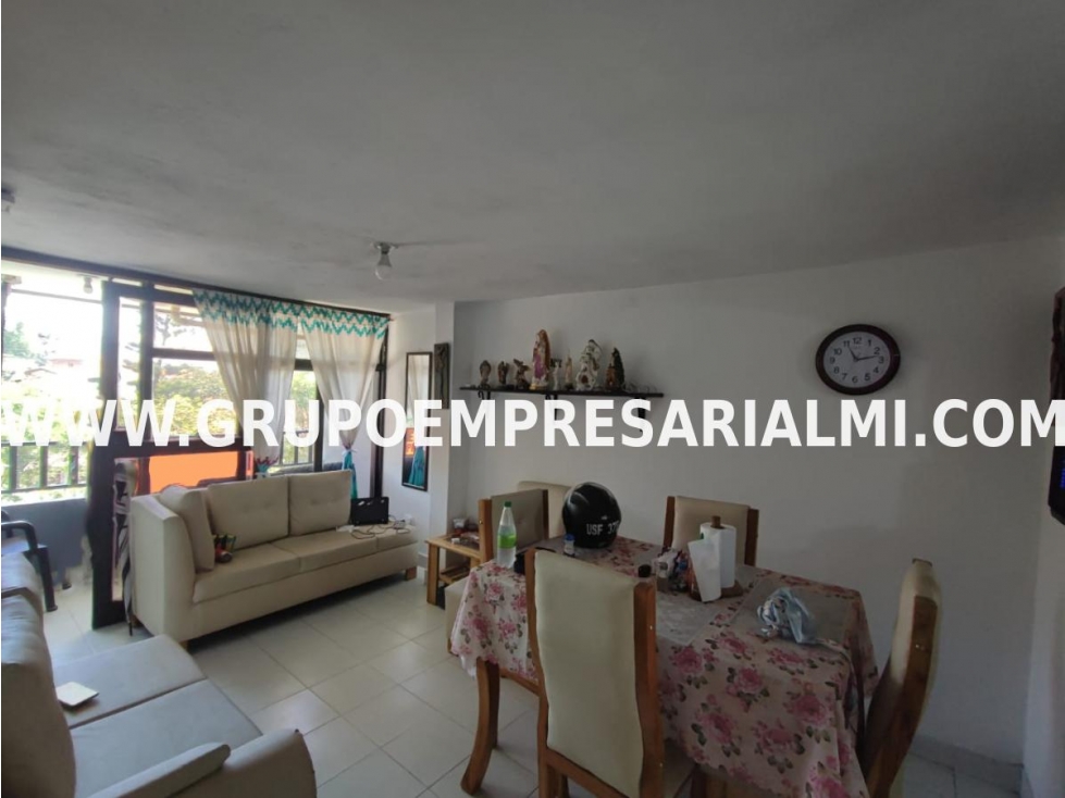 ACOGEDOR APARTAMENTO EN VENTA - SECTOR DOCE DE OCTUBRE COD: 32912