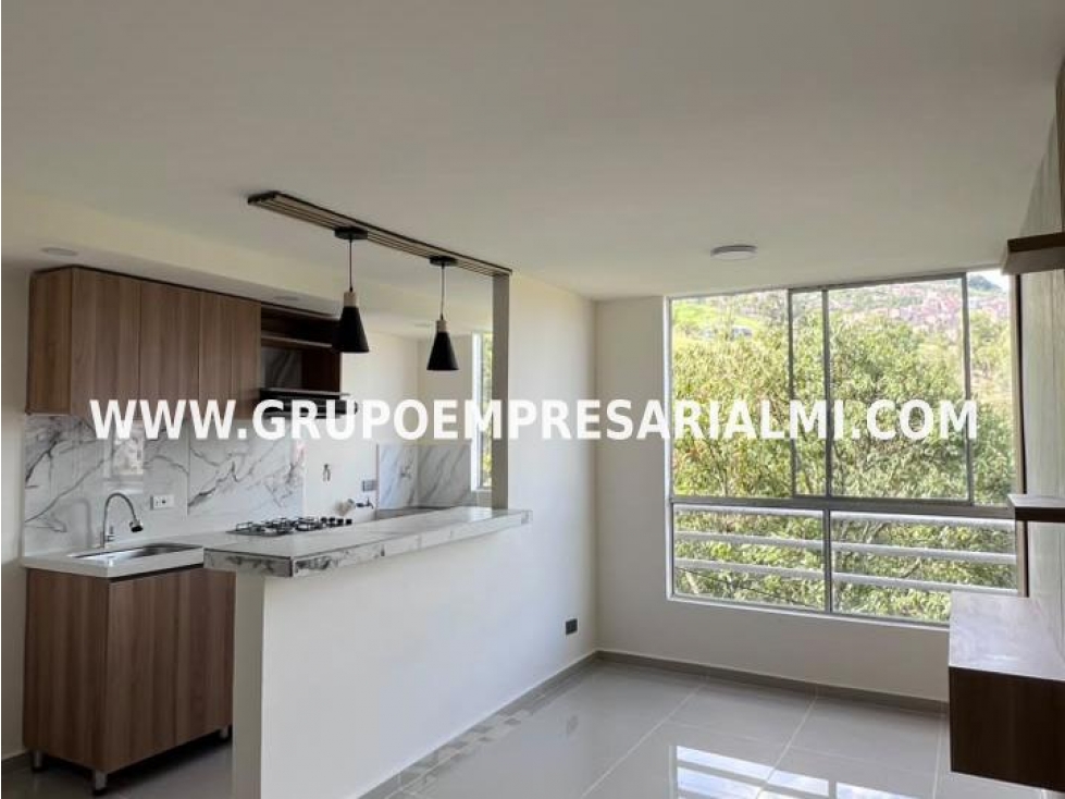 ACOGEDOR APARTAMENTO EN VENTA - SECTOR ROBLEDO SANTA MARÍA COD: 34096