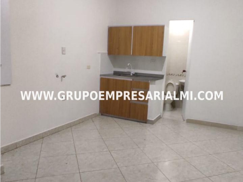 ACOGEDOR LOCAL EN ARRIENDO - SECTOR LA MAGNOLIA COD: 30717 - 2