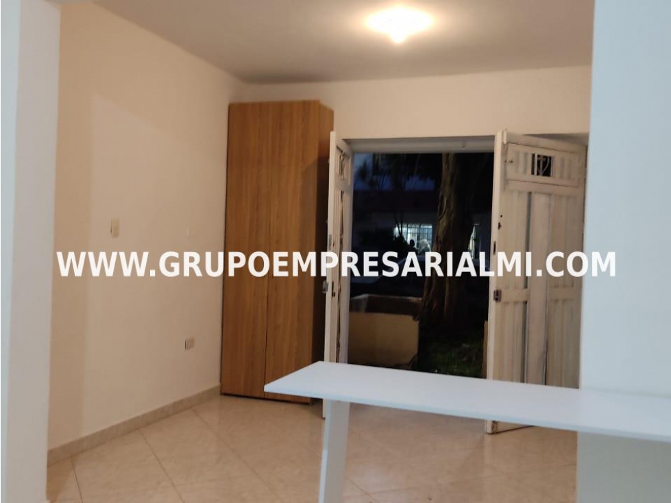 ACOGEDOR LOCAL EN ARRIENDO - SECTOR LA MAGNOLIA COD: 30717 - 6